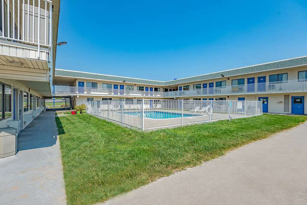 Motel 6 Kansas City, Mo - Airport Ανέσεις φωτογραφία